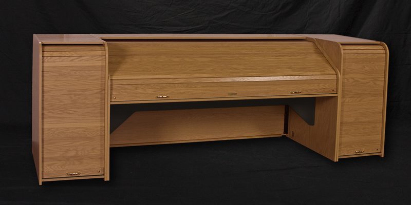 INSQUAD-II Inspire Rolltop Quad console, three-quarter view with the tambour closed