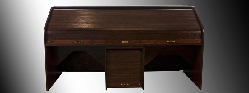 Rolltop Custom Quad closed, with the Rack Center bay and optional modesty panel