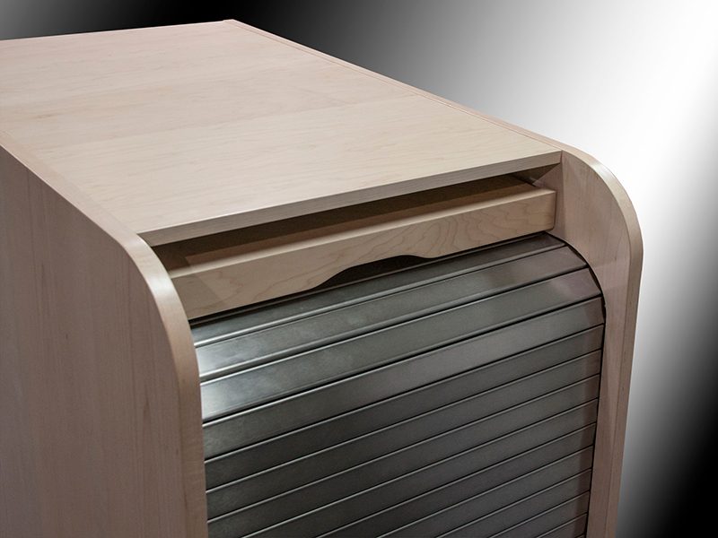 USKB pullout shelf retracted into the rack on an Inspire series rack