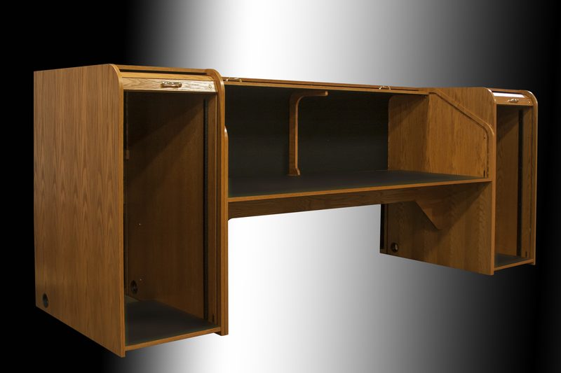 INSQUAD-II with INHRPLUS5 and NOUPPER, vertical tambour support at the table rear